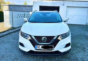 Nissan Qashqai 38.000 km 17.500 &euro; Velbert 42549