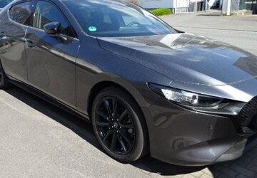 Mazda 3 2.721 km 24.970 &euro; Schwelm 58332