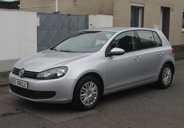 VW Golf 215.000 km 4.590 &euro; Köln 50739