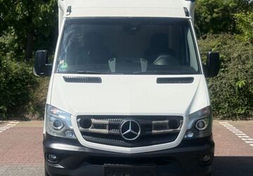Mercedes-Benz Sprinter 284.000 km 8.999 &euro; Wuppertal 42283