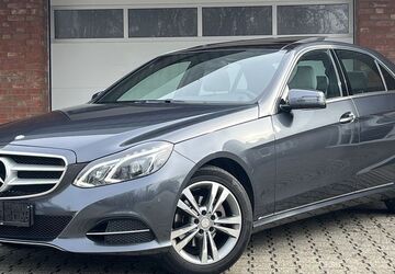 Mercedes-Benz E 200 51.861 km 18.990 &euro; Düsseldorf 40599