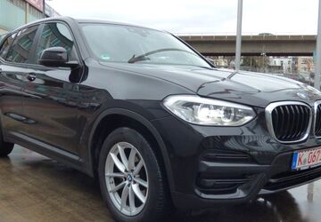 BMW X3 200.000 km 21.900 &euro; Köln 51105