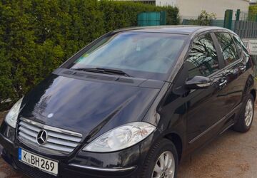Mercedes-Benz A 150 149.000 km 3.200 &euro; Köln 50858