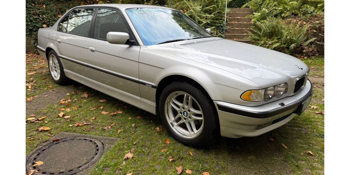 BMW 740 119.170 km 29.000 &euro; Düsseldorf 40470