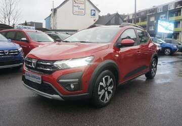 Dacia Sandero 32.200 km 12.980 &euro; Solingen 42651