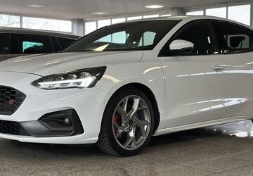 Ford Focus 59.838 km 23.388 &euro; Wuppertal 42329