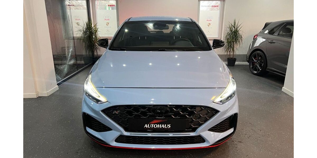 Hyundai i30 33.251 km 29.950 &euro; Remscheid 42857