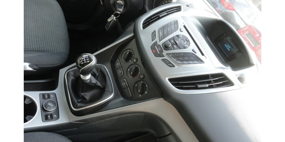 Ford Grand C-Max SYNC Edit. 1,6L/110KW Klima+SHZ+PDC 170.000 km 5.999 &euro; Neuss 41462