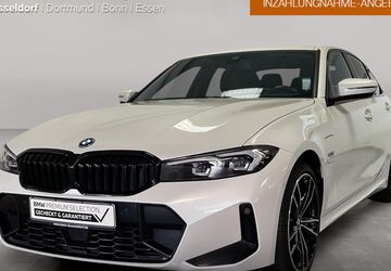 BMW 330 67.906 km 36.990 &euro; Düsseldorf 40237