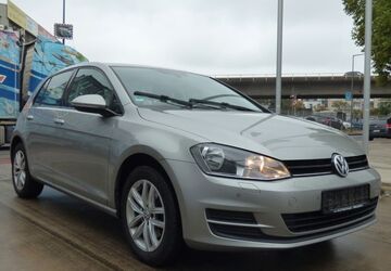 VW Golf 156.000 km 7.200 &euro; Köln 51105