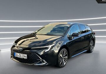 Toyota Corolla 9.900 km 31.390 &euro; Köln 51149