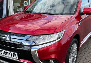 Mitsubishi Outlander 60.700 km 21.666 &euro; Radevormwald 42477