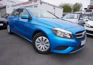 Mercedes-Benz A 180 7.400 km 15.990 &euro; Wuppertal 42109