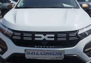 Dacia Sandero 20.000 km 16.980 &euro; Solingen 42651