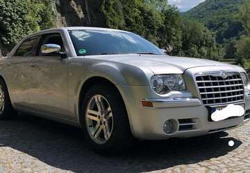 Chrysler 300C 138.000 km 8.500 &euro; Köln 51065